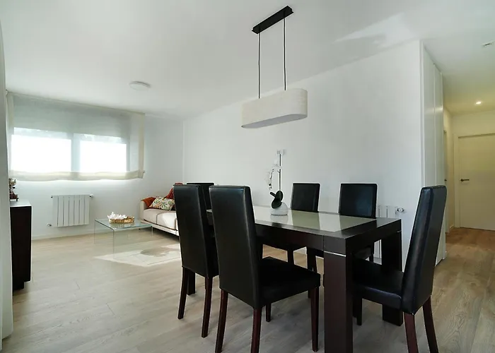 Galihost - Precioso Con Piscina En Playa De Silgar