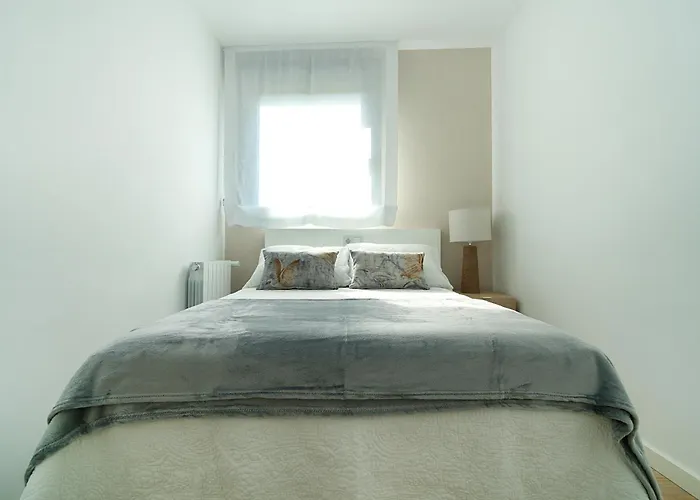 Galihost - Precioso Con Piscina En Playa De Silgar *